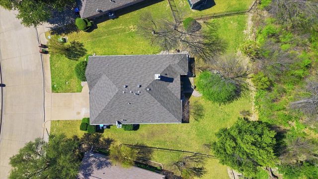 160 Pelican Cove Drive, Rockwall, TX 75087