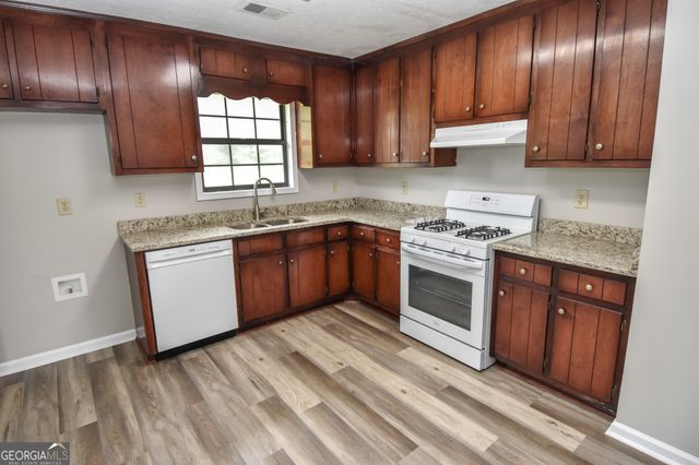 113 Meadowview Lane, Williamson, GA 30292