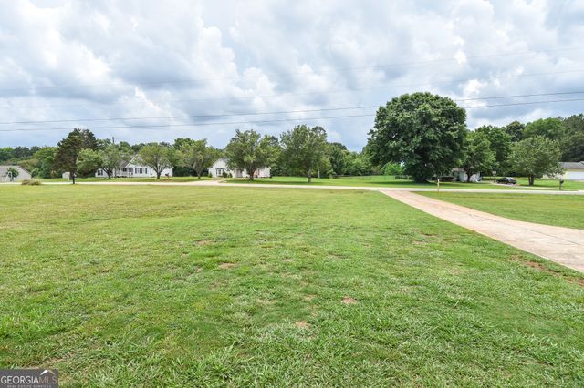 113 Meadowview Lane, Williamson, GA 30292