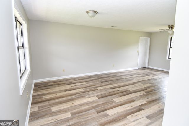 113 Meadowview Lane, Williamson, GA 30292