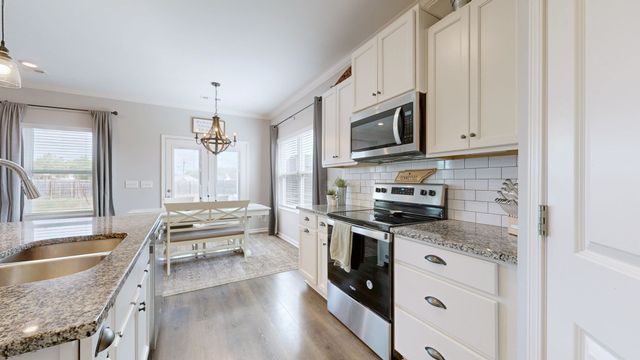 208 Biraj Ct, Smyrna, TN 37167