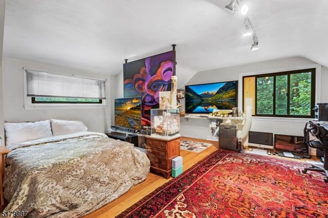 22 Arrowhead Rd, Morris Twp., NJ 07960