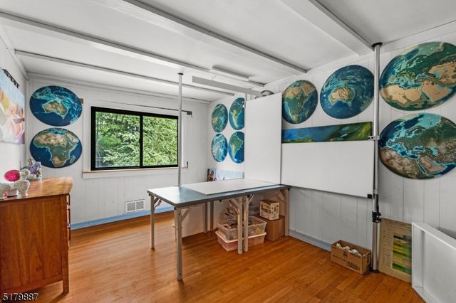 22 Arrowhead Rd, Morris Twp., NJ 07960