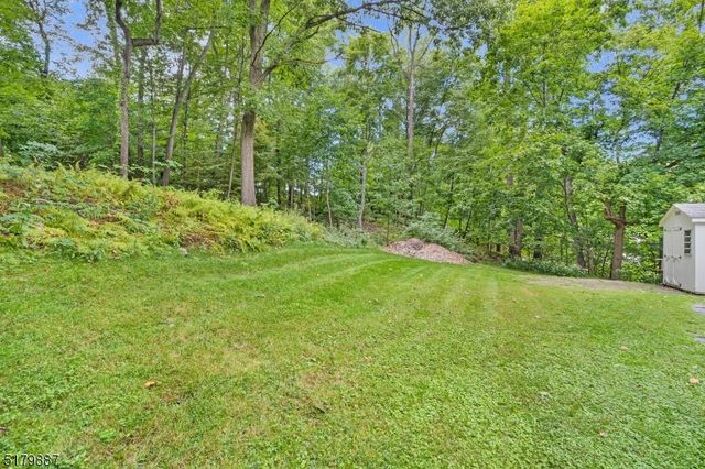 22 Arrowhead Rd, Morris Twp., NJ 07960