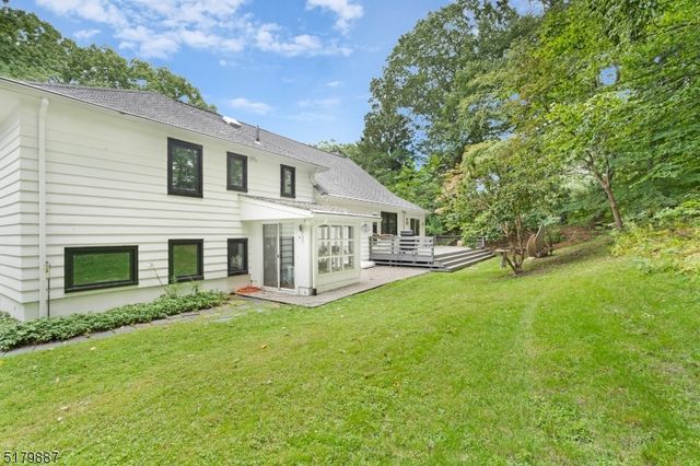 22 Arrowhead Rd, Morris Twp., NJ 07960