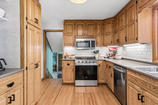 1210 Ottawa Avenue, West Saint Paul, MN 55118