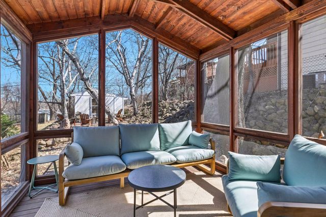 1210 Ottawa Avenue, West Saint Paul, MN 55118