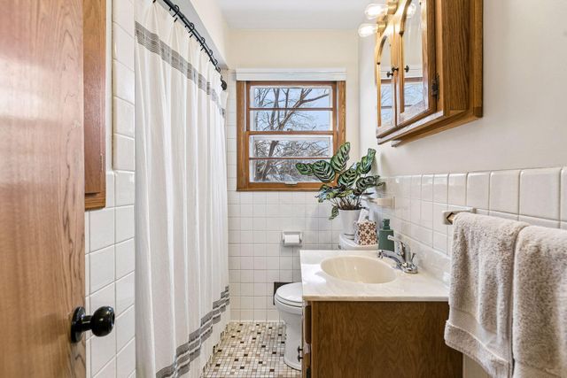 1210 Ottawa Avenue, West Saint Paul, MN 55118