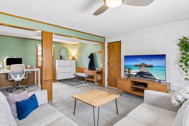 1210 Ottawa Avenue, West Saint Paul, MN 55118