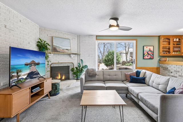 1210 Ottawa Avenue, West Saint Paul, MN 55118