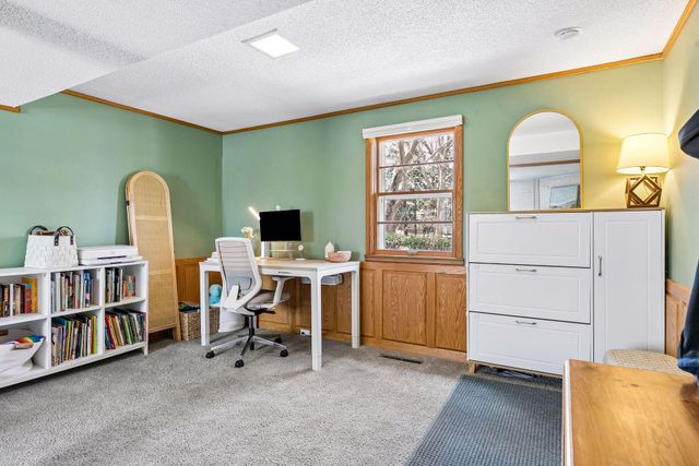 1210 Ottawa Avenue, West Saint Paul, MN 55118