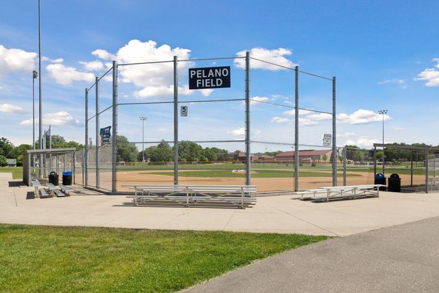 1210 Ottawa Avenue, West Saint Paul, MN 55118