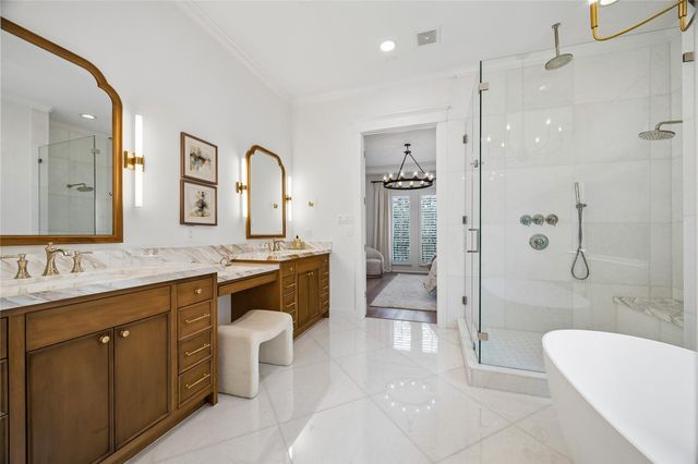 2031 Sheridan Street A, Houston, TX 77030