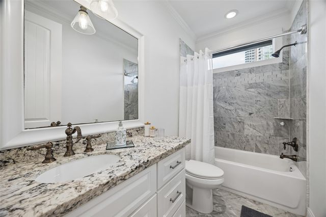 2031 Sheridan Street A, Houston, TX 77030