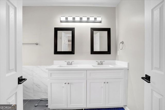 752 Stone Breeze Lane, Stone Mountain, GA 30087