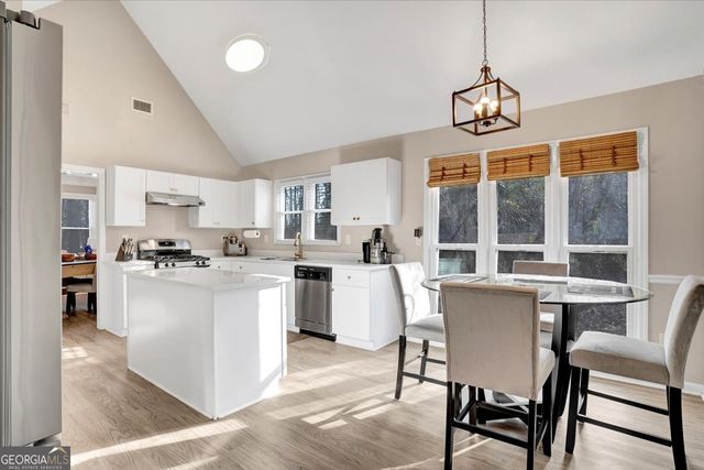 752 Stone Breeze Lane, Stone Mountain, GA 30087