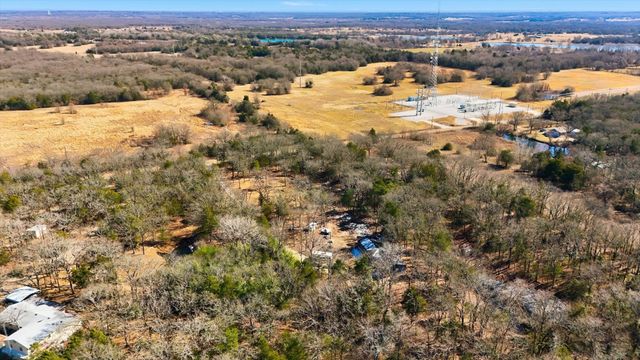 18743 Barnes Lane, Terrell, TX 75161