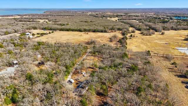 18743 Barnes Lane, Terrell, TX 75161