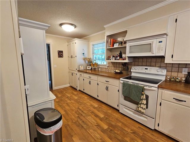 137 Forest Lane, State Road, NC 28676