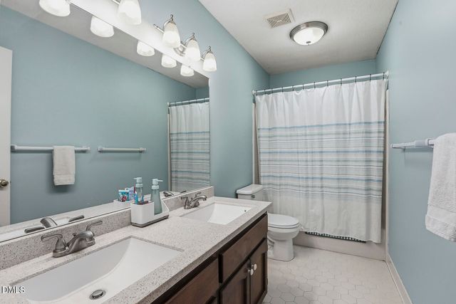 4404 Ellinwood Drive, Apex, NC 27539