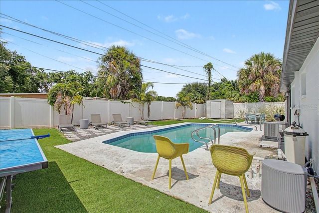 7812 RIDEOUT ROAD, Tampa, FL 33619