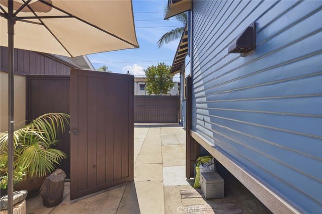 4637 E Colorado Street, Long Beach, CA 90814