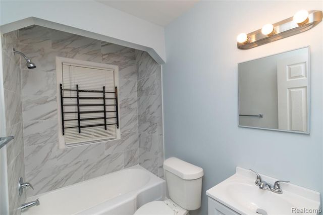 20048 Fleming Street, Detroit, MI 48234