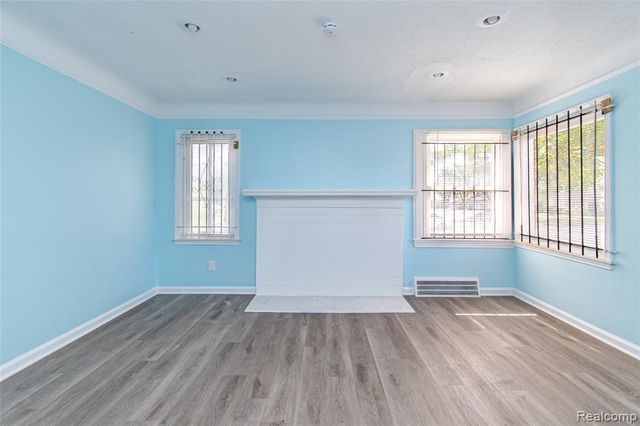 20048 Fleming Street, Detroit, MI 48234