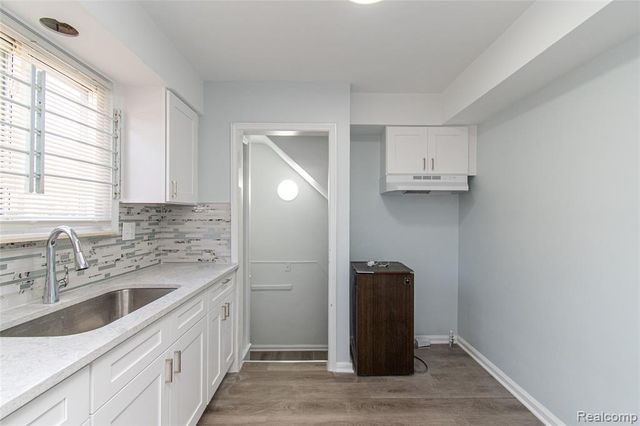 20048 Fleming Street, Detroit, MI 48234