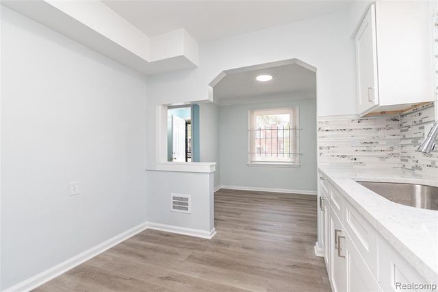 20048 Fleming Street, Detroit, MI 48234