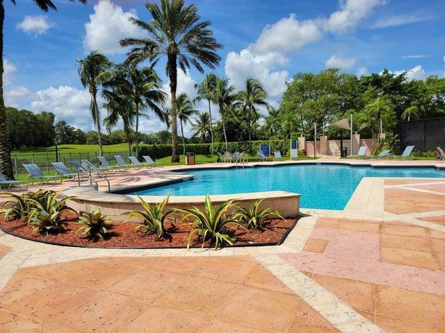 11750 Saint Andrews Place 205, Wellington, FL 33414