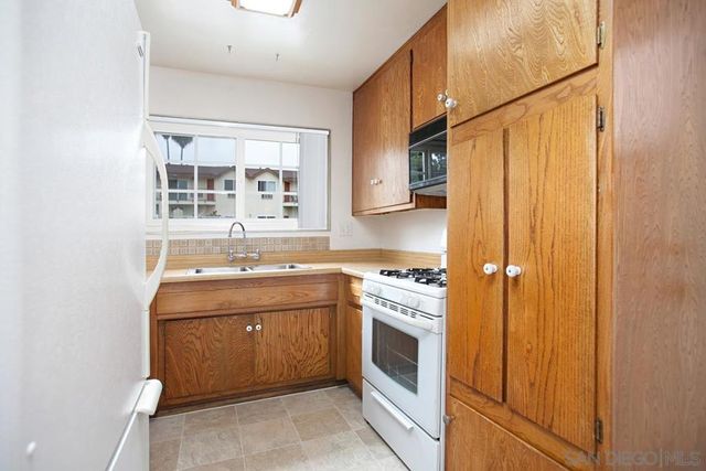 5219 Kesling Street, San Diego, CA 92117