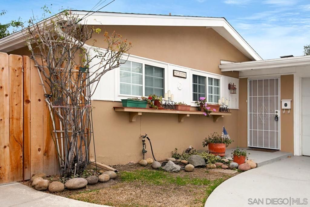 5219 Kesling Street, San Diego, CA 92117