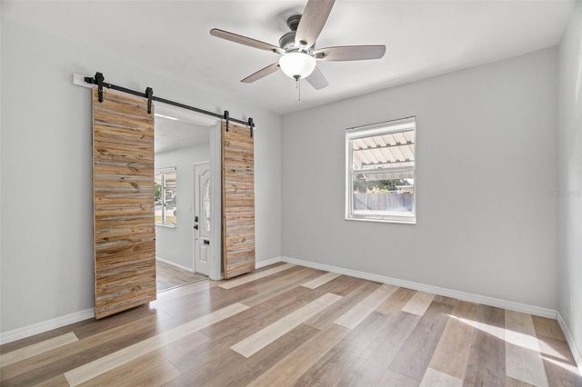 5555 13TH STREET N, St Petersburg, FL 33703