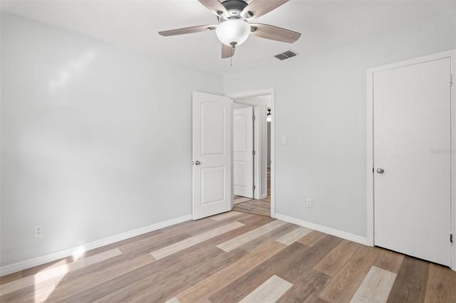 5555 13TH STREET N, St Petersburg, FL 33703