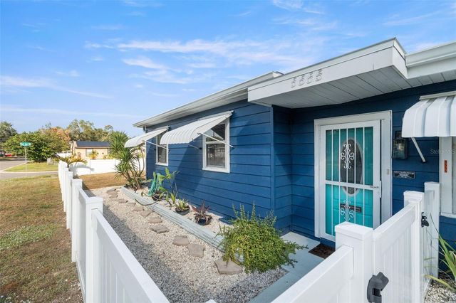 5555 13TH STREET N, St Petersburg, FL 33703