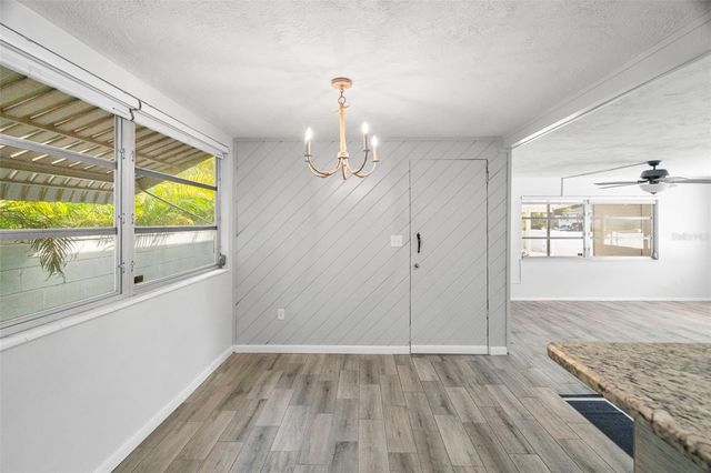 5555 13TH STREET N, St Petersburg, FL 33703