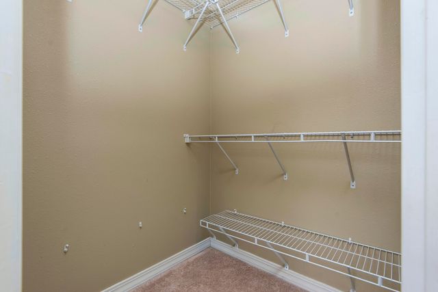5306 N 12th Avenue, Ozark, MO 65721