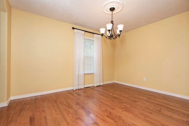 5306 N 12th Avenue, Ozark, MO 65721