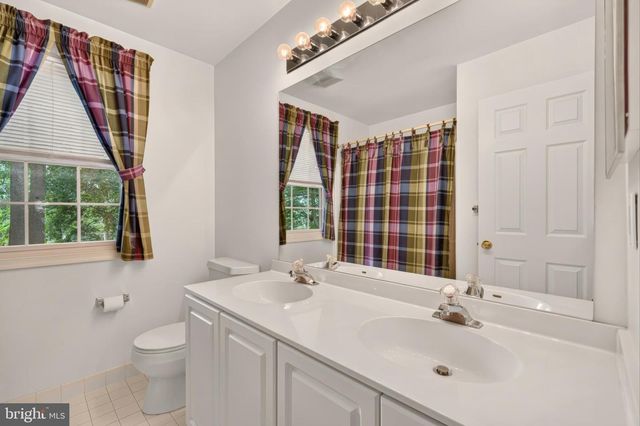 424 BUTTONWOOD RD, Landenberg, PA 19350
