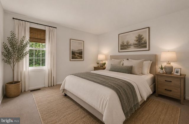 424 BUTTONWOOD RD, Landenberg, PA 19350