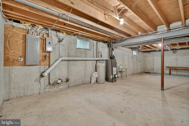 424 BUTTONWOOD RD, Landenberg, PA 19350