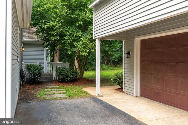 424 BUTTONWOOD RD, Landenberg, PA 19350