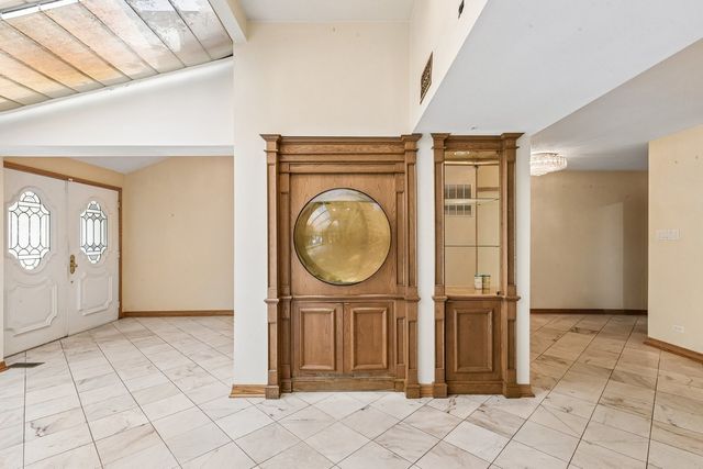 6936 N Kostner Avenue, Lincolnwood, IL 60712