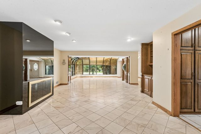 6936 N Kostner Avenue, Lincolnwood, IL 60712