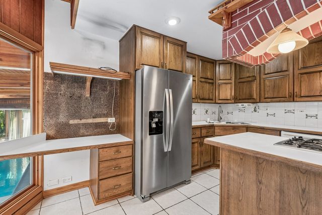 6936 N Kostner Avenue, Lincolnwood, IL 60712