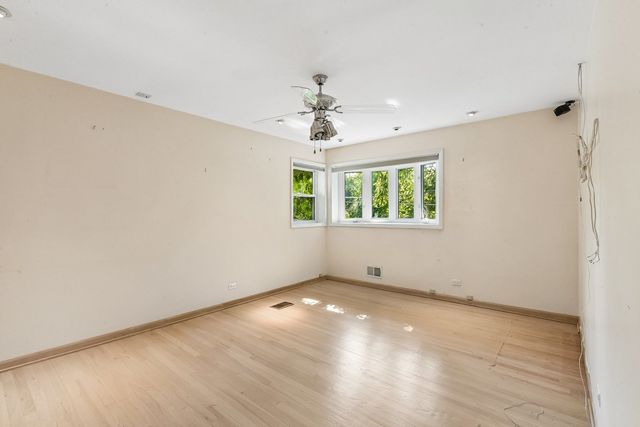 6936 N Kostner Avenue, Lincolnwood, IL 60712