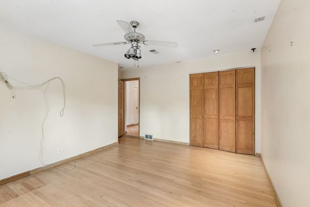 6936 N Kostner Avenue, Lincolnwood, IL 60712