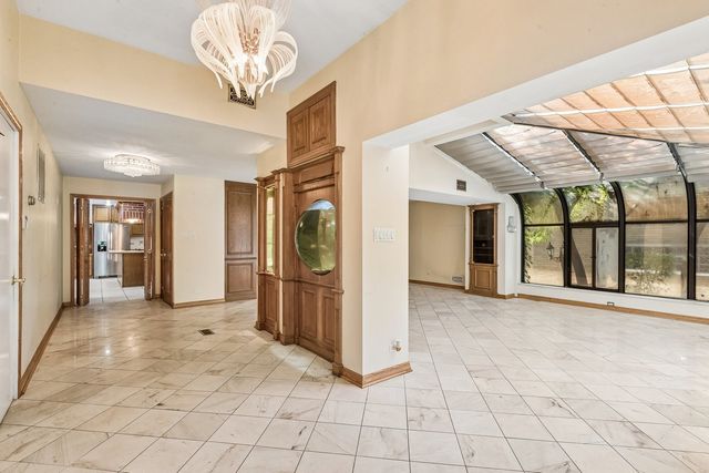 6936 N Kostner Avenue, Lincolnwood, IL 60712