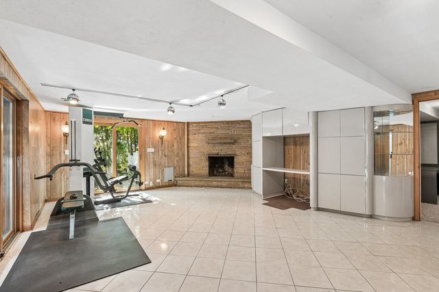 6936 N Kostner Avenue, Lincolnwood, IL 60712